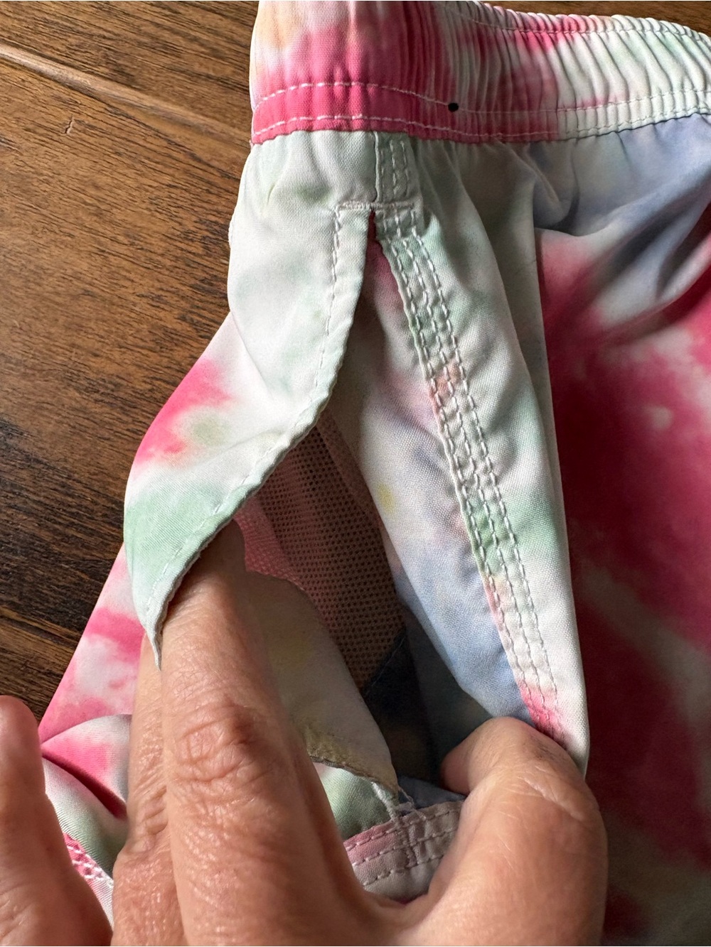 Abercrombie & Fitch Pastel Tie-Dye Swim Shorts - Picture 6 of 7